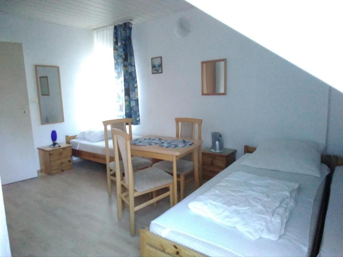 Dom Pod Sosnami Bed & Breakfast Mielno  Dış mekan fotoğraf